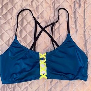 COPY - 🦋SALE🦋 PINK criss cross bikini top